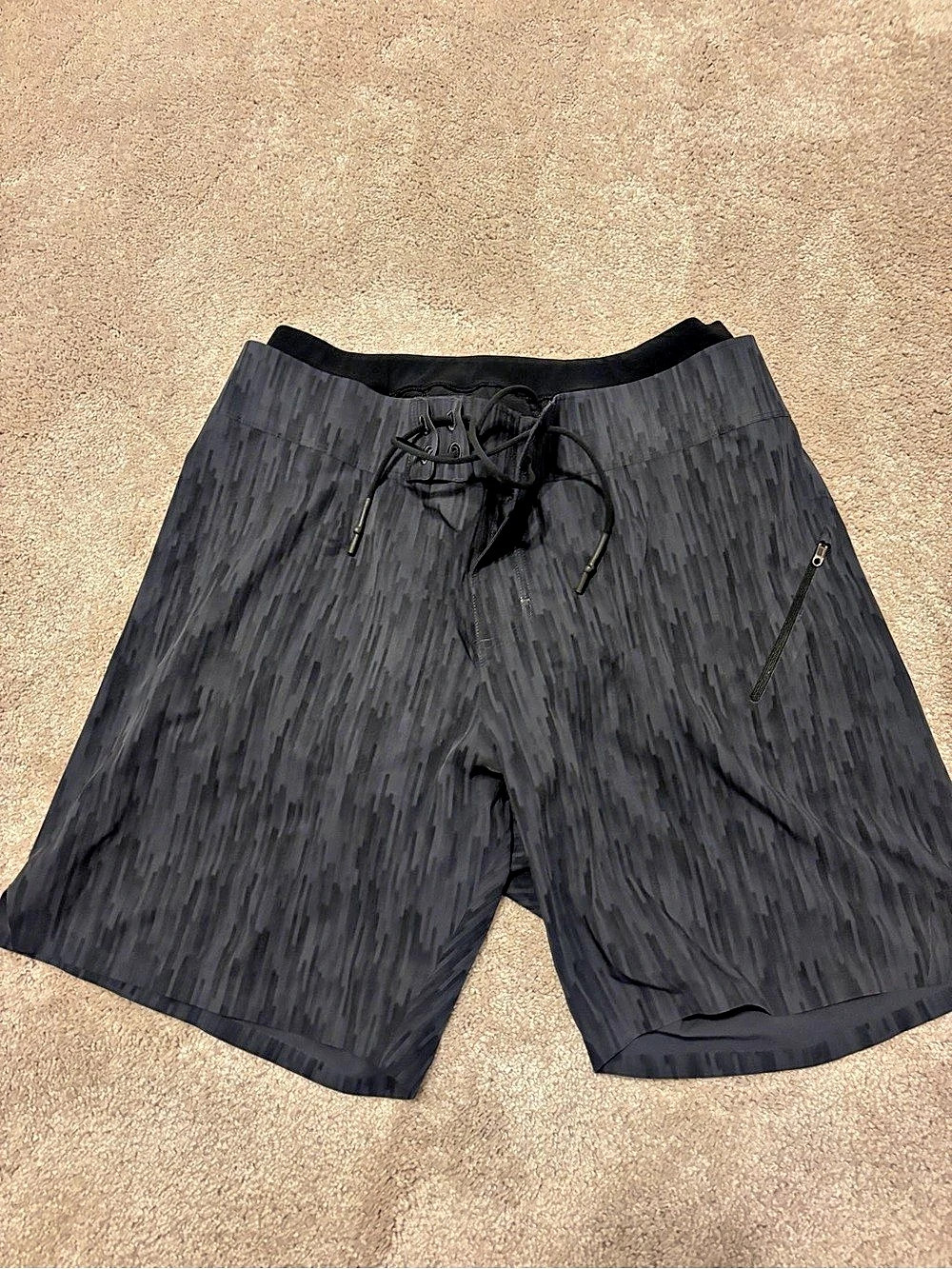lululemon Pace Breaker Men's Athletic Shorts Black Waist 34 Like New